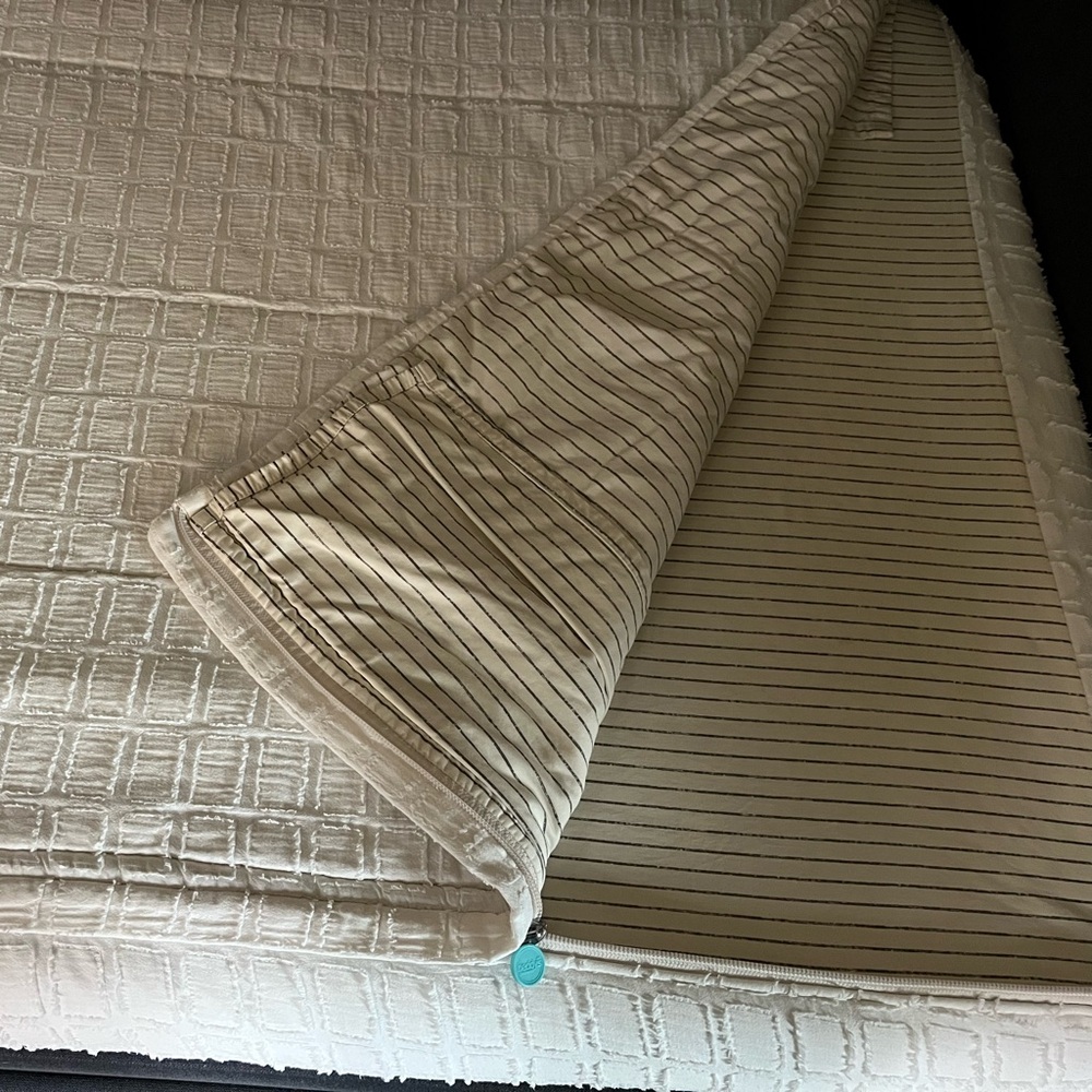 Twin Beddy’s set